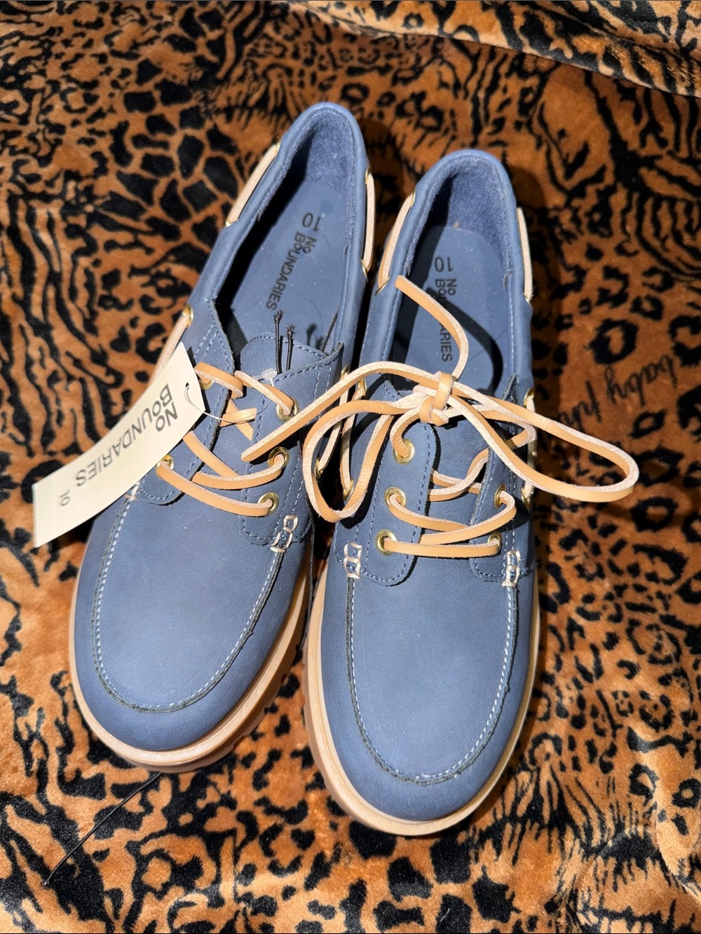 No Boundaries Women's Navy Blue Moccasin Boat Shoes with Tan Laces